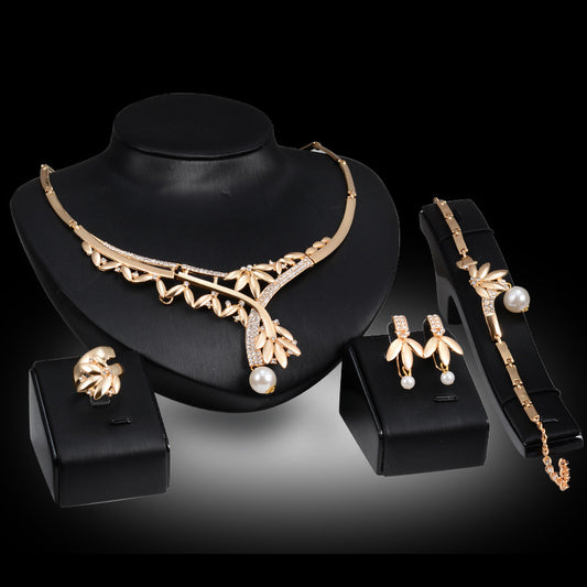 Conjunto de 4 Accesorios Dorados para Novia