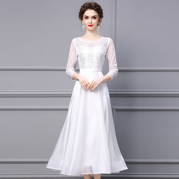 Vestido de Fiesta con Bordados Diamantados