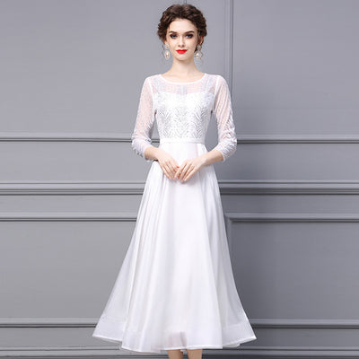 Vestido de Fiesta con Bordados Diamantados