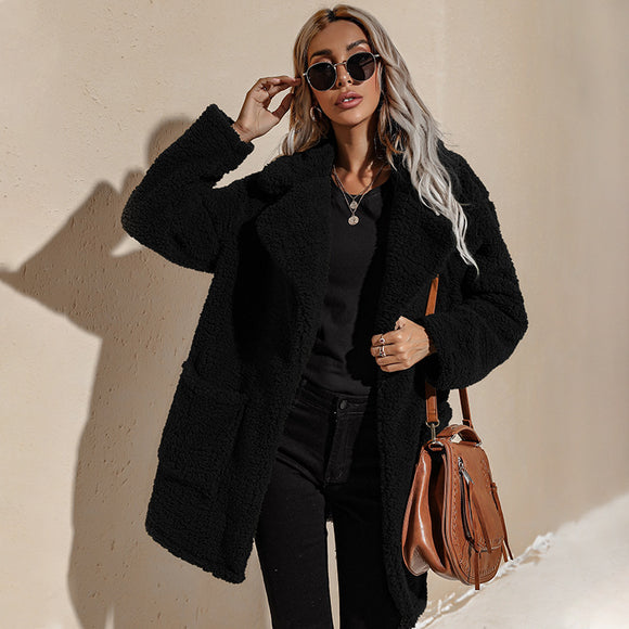 Abrigo de Mujer en Pelaje Sintético Suave - Estilo Casual Elegante