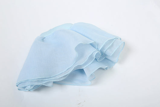 Blusa Halter Elegante con Encaje y Abertura Frontal - Image 33