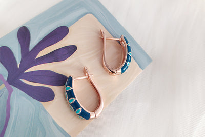 Aretes Retro Oro Rosado con Diseño Tallado - Image 11