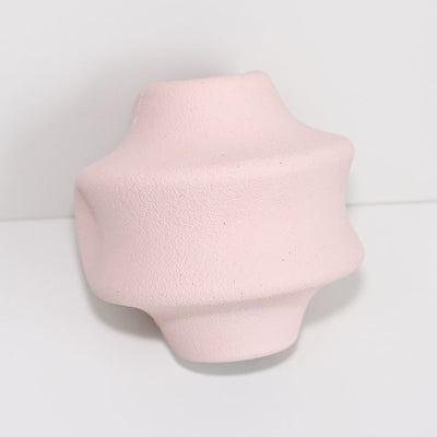 Pink star-shaped natural rubber pet food dispensing toy for engaging pets during feeding. - Image 7