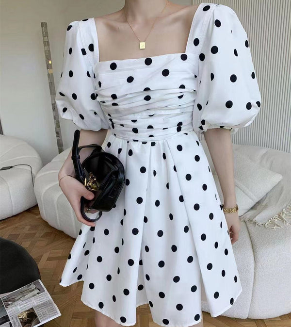 Vestido Otoñal con Mangas Abullonadas, Cuadros y Lunares, Cintura Alta