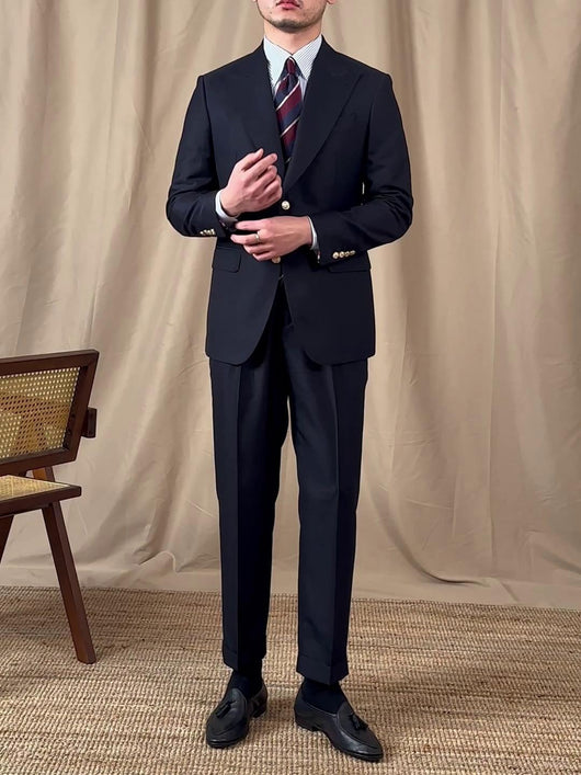 Traje Tres Piezas Slim Fit Azul Marino con Solapa de Caballero