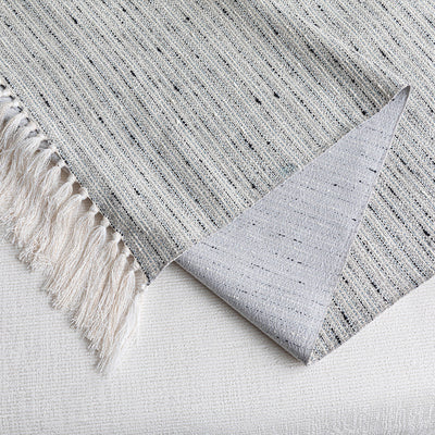 Funda de Almohada Artesanal con Borlas Suave y Acogedora - Image 3