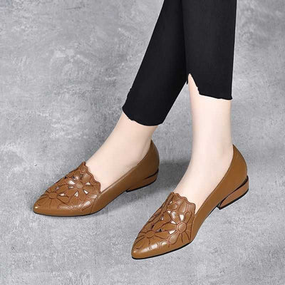 Sandalias Laborales Huecas Bordadas de Lujo con Tacón Bajo - Image 13