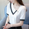 Blusa Feminina Manga Curta com Contraste e Design Moderno