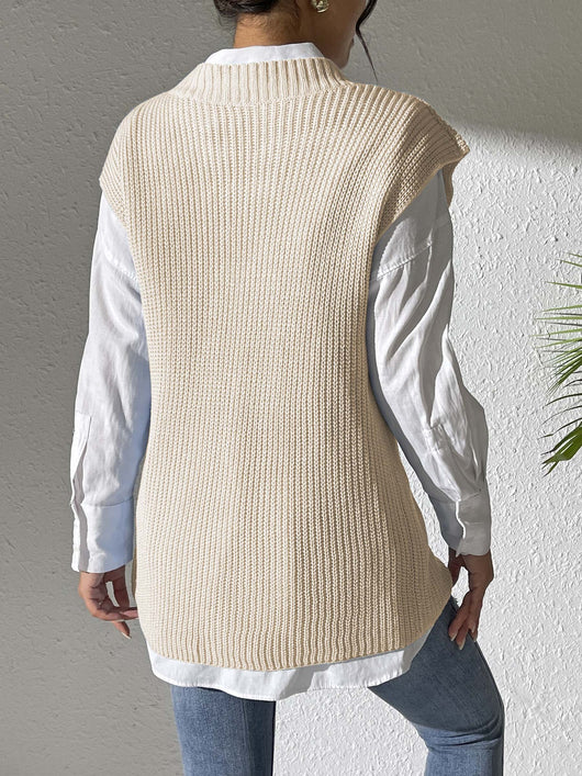 Chaleco Tejido con Perlas en Escote V - Elegancia Minimalista - Image 23