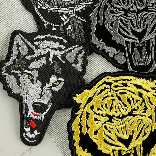 Kit de Accesorios Lobo: Parches para Zapatos, Gorras y Complementos