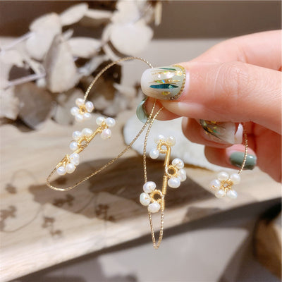 Pendientes Artesanales de Flor y Perla Tejidos a Mano