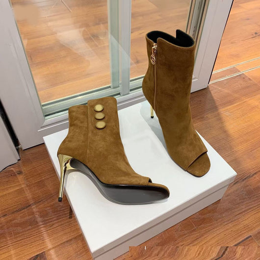 Botas Tobilleras con Hebilla Metálica Boca de Pez y Tacón Aguja para Mujer - Image 9