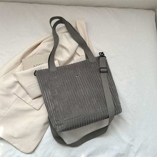 Bolso Bandolera de Pana con Gran Capacidad para Viajeros - Image 8