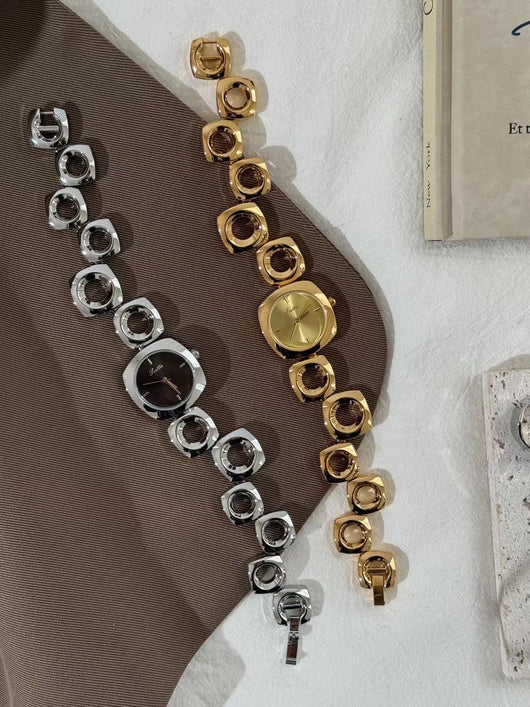 Reloj Pulsera Dorado Calado Moderno para Mujer - Image 8