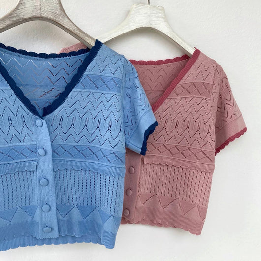 Blusa Corta Tejida con Detalles Calados y Jacquard - Image 9