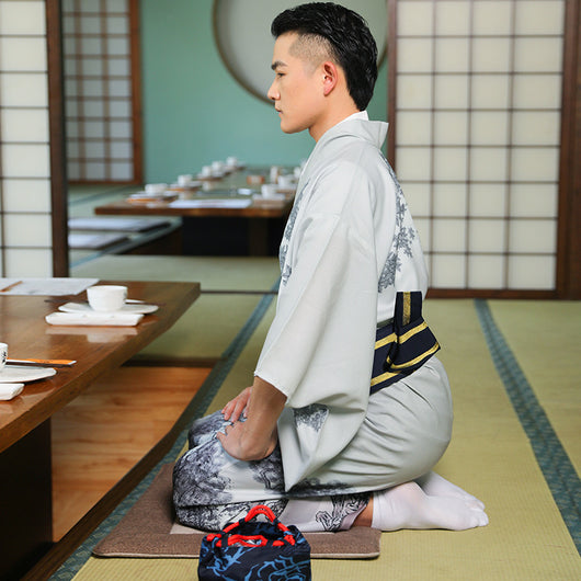 Kimono Tradicional para Sesiones Fotográficas Masculinas - Image 4