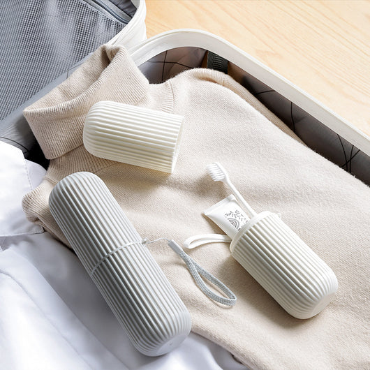 Estuche Portátil para Cepillo de Dientes con Kit de Viaje - Image 2