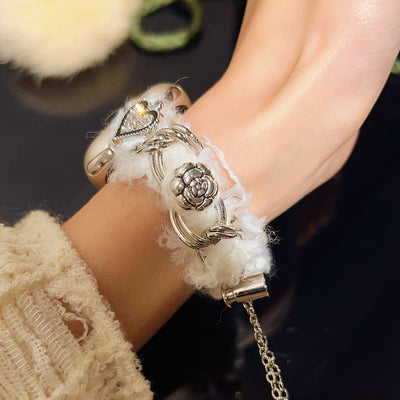 Pulsera Aromática Mariposas Tejidas Rojo Invierno - Difusor Portátil - Image 3