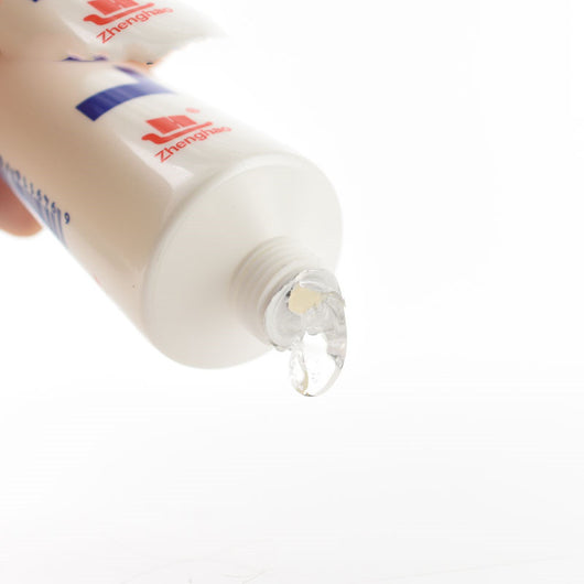 Lubricante Íntimo Soluble en Agua con Sabor a Cereza y Plátano - Image 3
