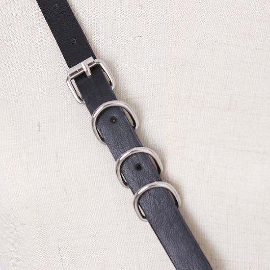 Cadena de Cuero Negro con Correa y Diseño Cóncavo - Image 16