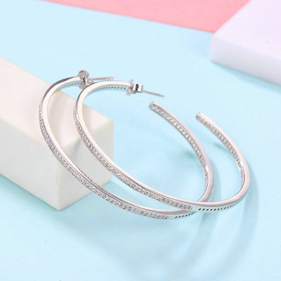 Aretes Elegantes de Diseño Original para Mujer - Image 2
