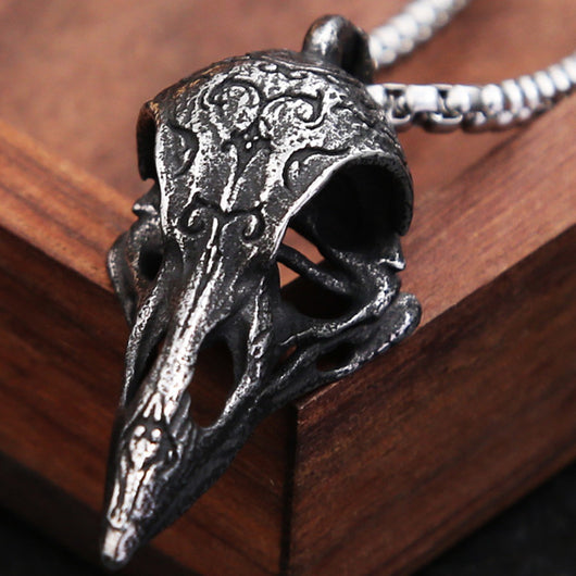 Collar Vintage Calavera de Cuervo para Hombre - Diseño Versátil