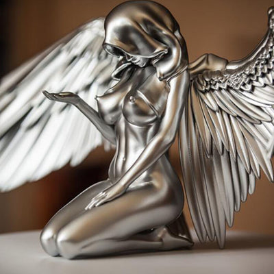 Figura Decorativa Ángel Arrodillado con Alas y Capa - Ornamento de Arte Celestial - Image 10