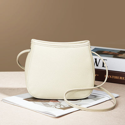 Bolso Mensajero de Cuero Genuino para Mujer - Diseño Moderno y Versátil - Image 4