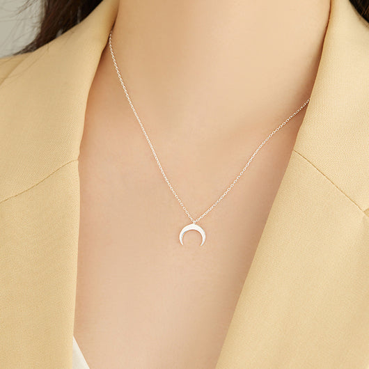 Collar Colgante Luna Minimalista en Plata de Ley