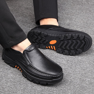 Zapatos Cómodos de Cuero con Suela Blanda para Adultos Mayores - Image 14