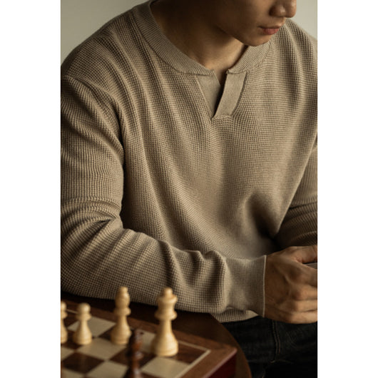 Suéter Henley Casual de Cuello V y Manga Larga para Hombre - Image 7