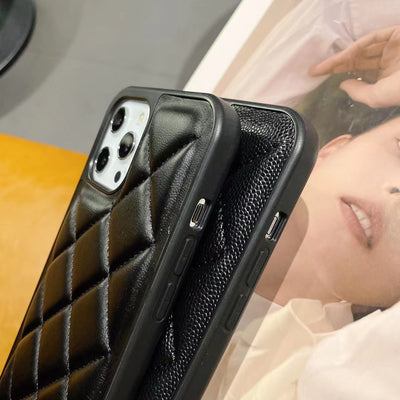 Funda Celular con Diseño Geométrico y Correa de Mano Ajustable - Image 8