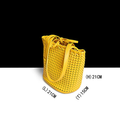 Bolsa Tote Tejida con Diseño Exclusivo y Detalles Calados - Image 8