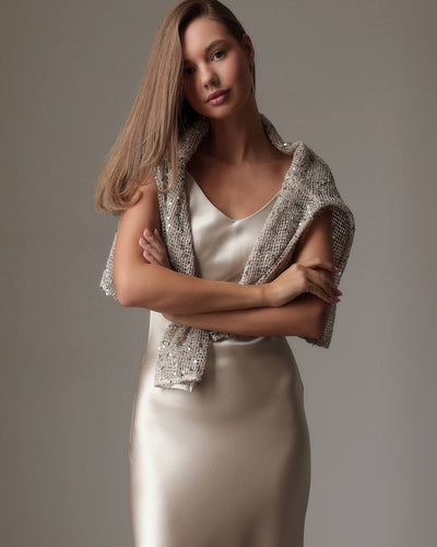 Blusa Suéter Holgada con Lentejuelas y Detalles Calados - Image 22