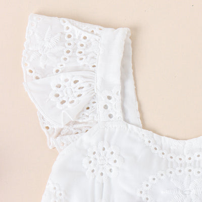 Conjunto de Short y Blusa Blanca con Volantes y Moño - Image 16
