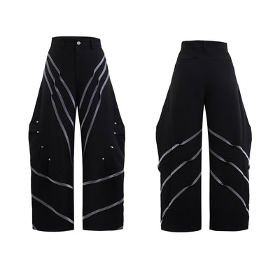 Pantalón Plisado con Detalles Metálicos y Remaches - Image 10