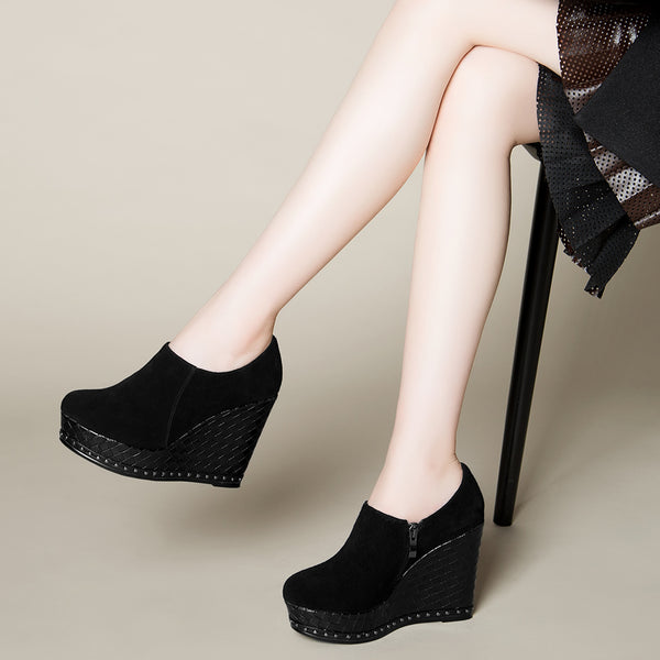 Tacones Altos de Cuero con Cierre Lateral y Punta Redonda