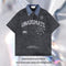 Playera Denim Lavada con Estampado de Letras y Contraste de Colores