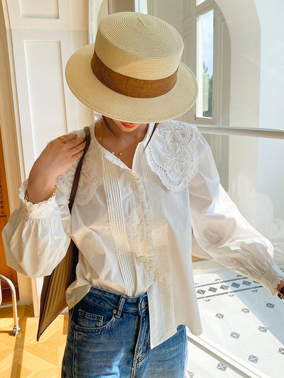 Blusa Blanca Estilo Francés con Cuello Muñeca y Mangas Voluminosas - Image 2