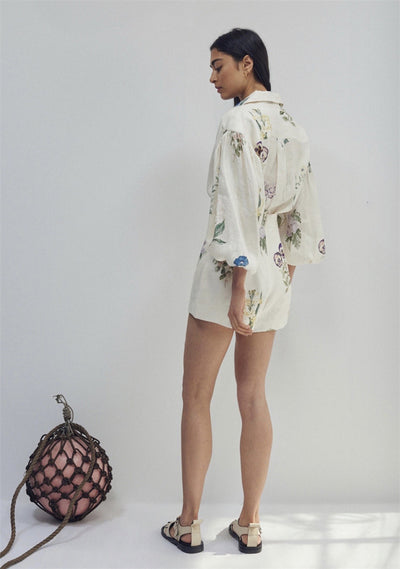 Conjunto Ejecutivo: Blusa Manga Larga y Shorts Cintura Alta - Image 9