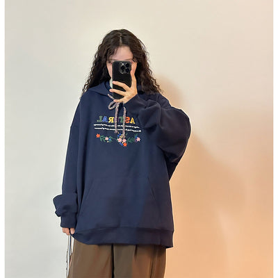 Sudadera con Capucha y Bordados Elegantes para Mujer - Image 13