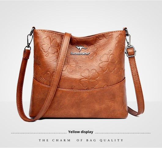 Bolso Bucket de Cuero Genuino con Grabado - Gran Capacidad para Mujer - Image 12
