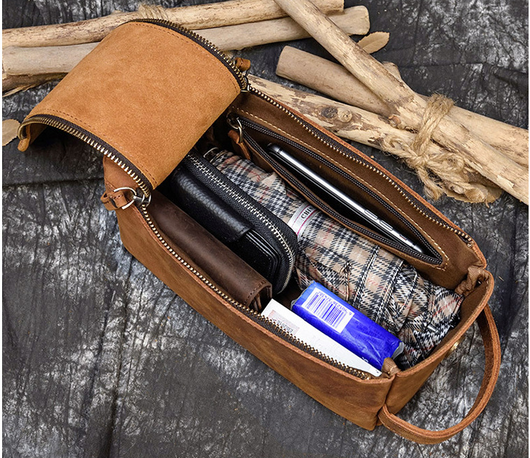 Bolsa de Aseo de Cuero Premium Grande para Mujer - Image 9