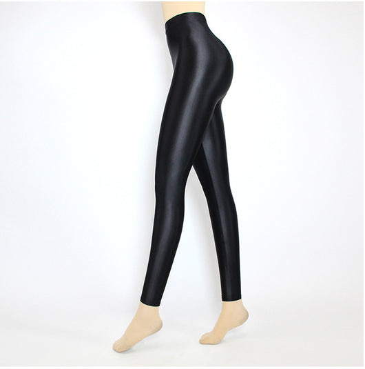 Leggins Deportivos Cortos Cintura Alta Elástica para Yoga y Ejercicio - Image 40
