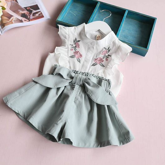 Conjunto de Chaqueta Bordada Floral y Short con Moño - Image 14