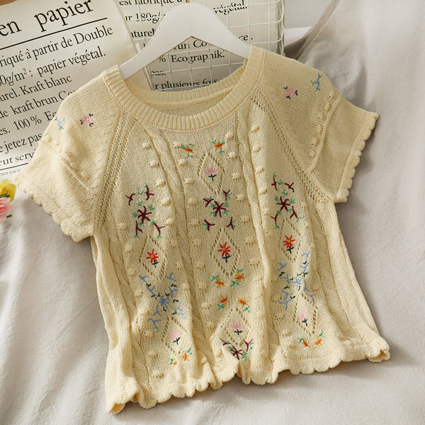Blusa Lino Bordado Calado Manga Corta Ajustada