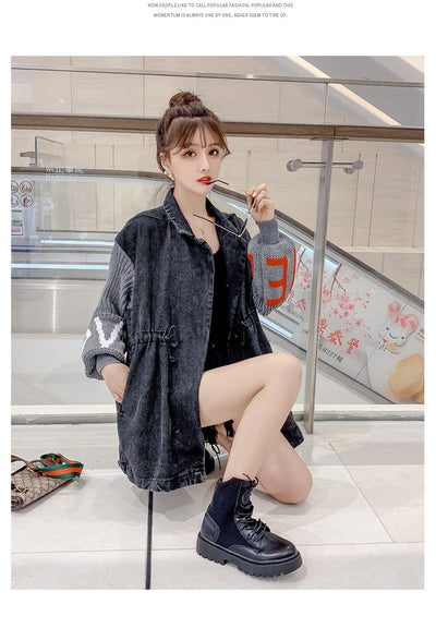Chaqueta de mezclilla negra con mangas linterna tejidas con letras - Image 19