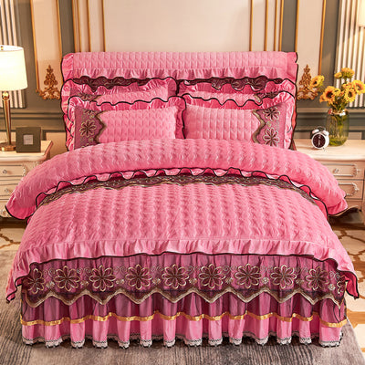 Juego de Cama Acolchado Europeo 4 Piezas con Faldón y Forro Grueso de Felpa - Image 3
