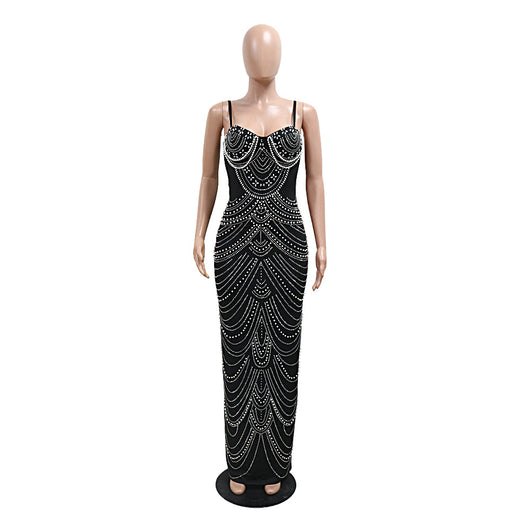 Vestido de Noche con Cuentas de Espuma y Tirantes Brillantes - Image 13
