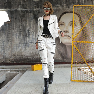 Traje Casual de Dos Piezas en Blanco - Jeans y Chaqueta - Image 14